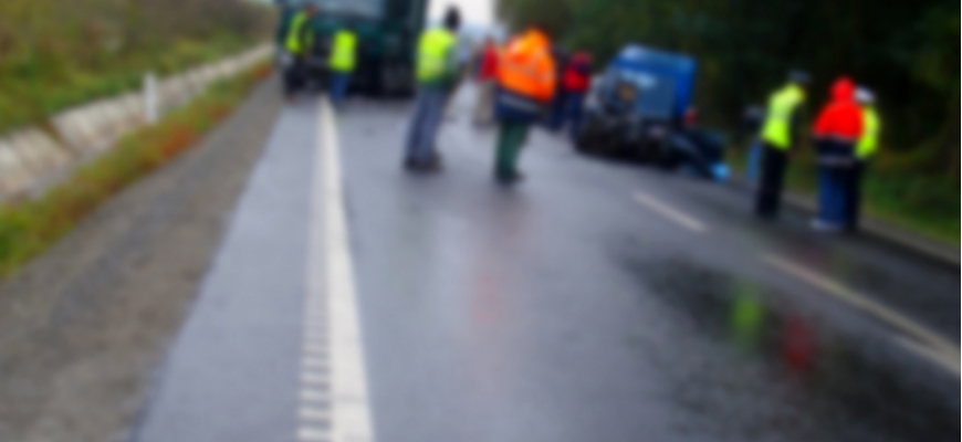 blurred-accident-state-employees-construction-workers